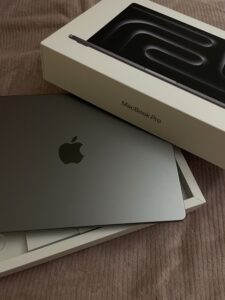 Best MacBook Pro 16 inch M1 Max (2021)